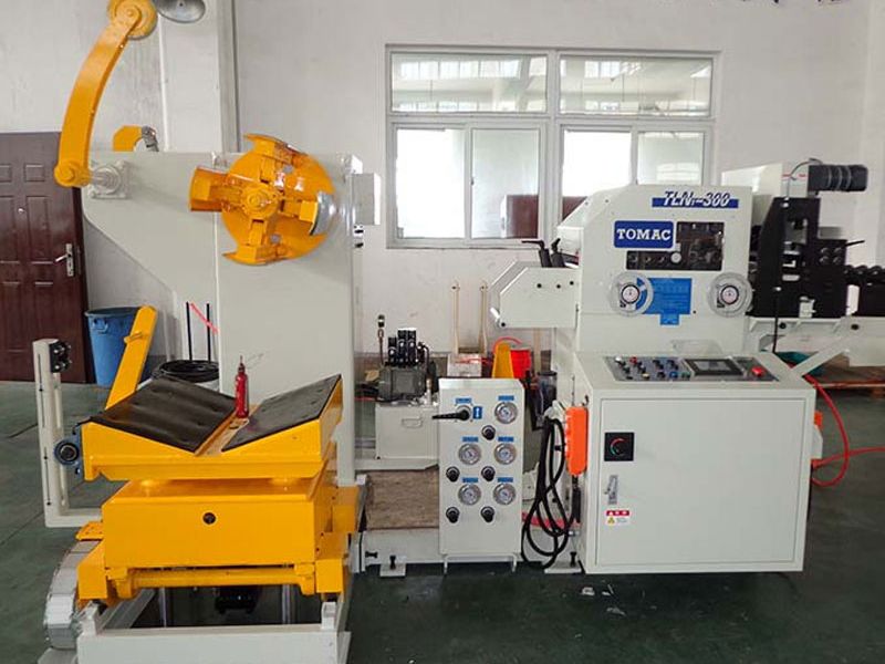 Máy cấp phôi tự động là gì? Có những lưu ý gì khi mua?